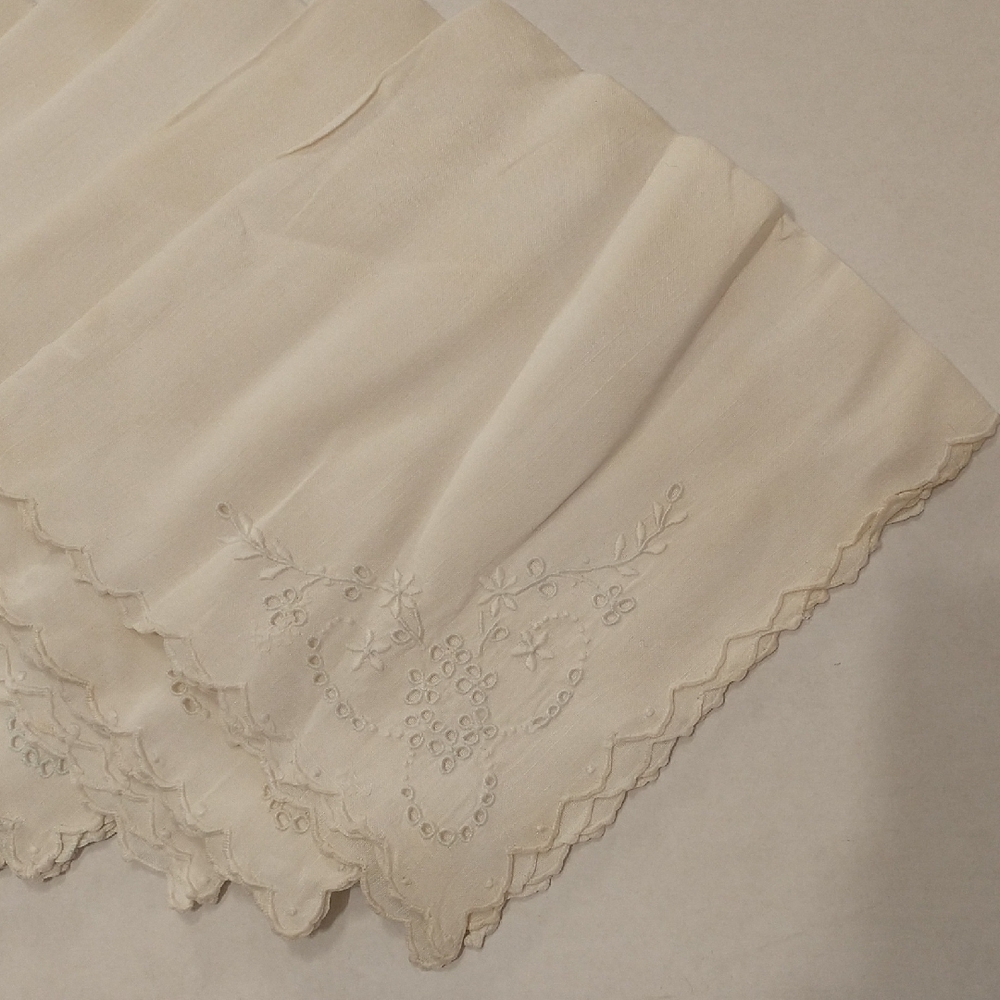 Delicate Antique Tea Napkin Set 10 Matching 12.5"x12.5" Fancy Lightweight Dining